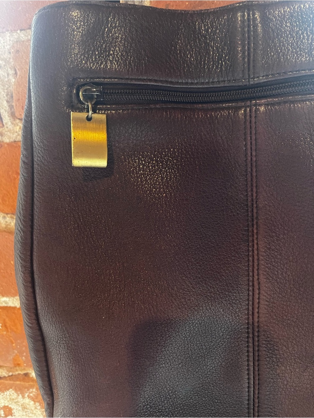 Vintage Leather Shoulder Bag in Chocolate Brown - Picture 3 of 7